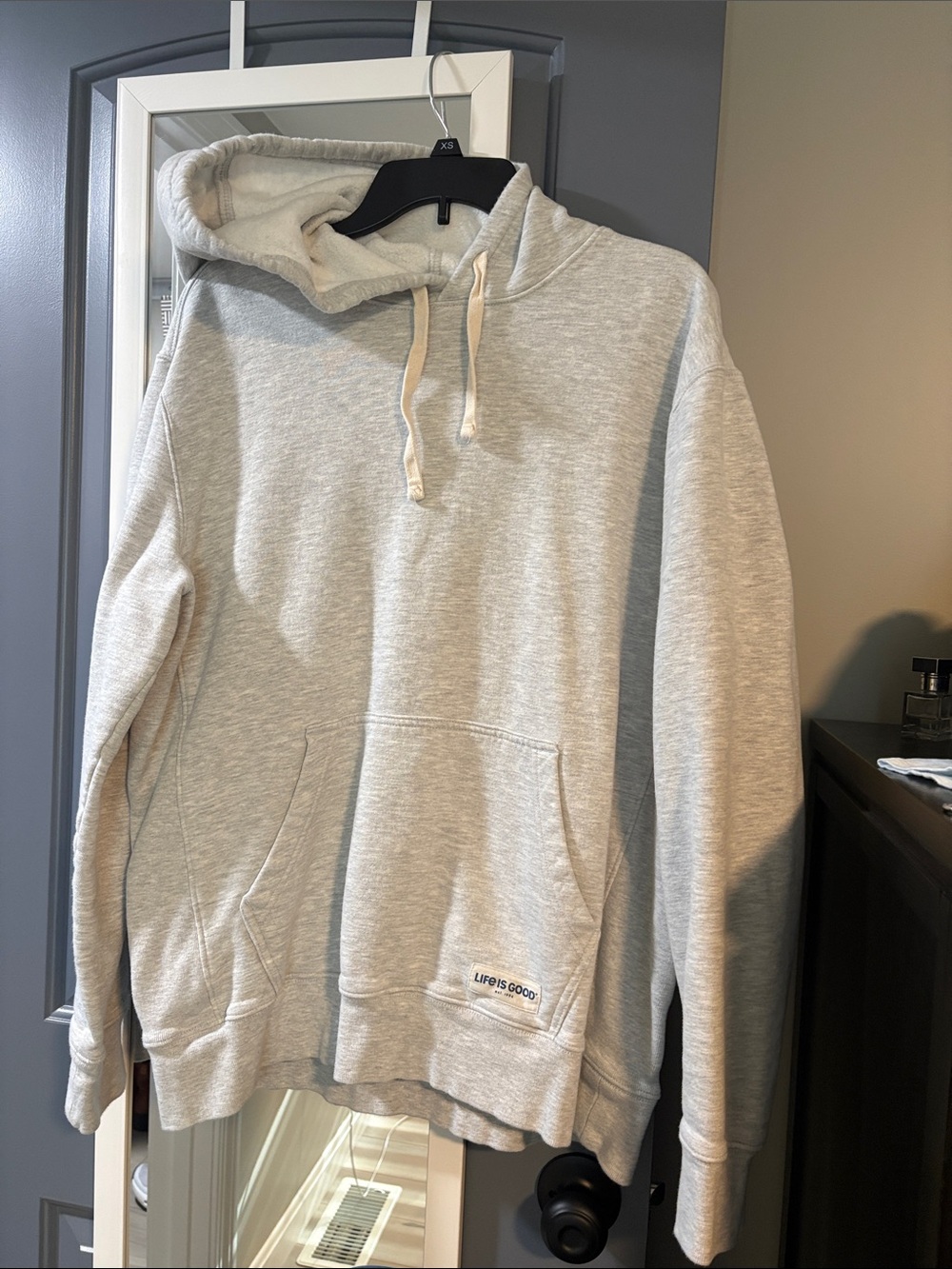 Life Is Good Men's Heather Light Gray Pullover Hoodie